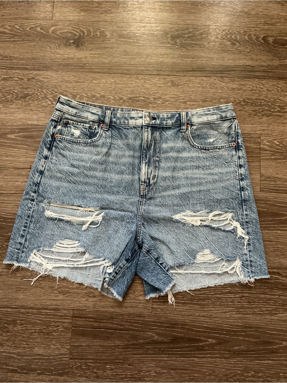 Distressed Baggy Denim Women’s Shorts